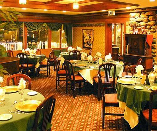 Hartness House Inn, Restaurant and Spa | restaurant | 30 Orchard St, Springfield, VT 05156, USA | 8028852115 OR +1 802-885-2115