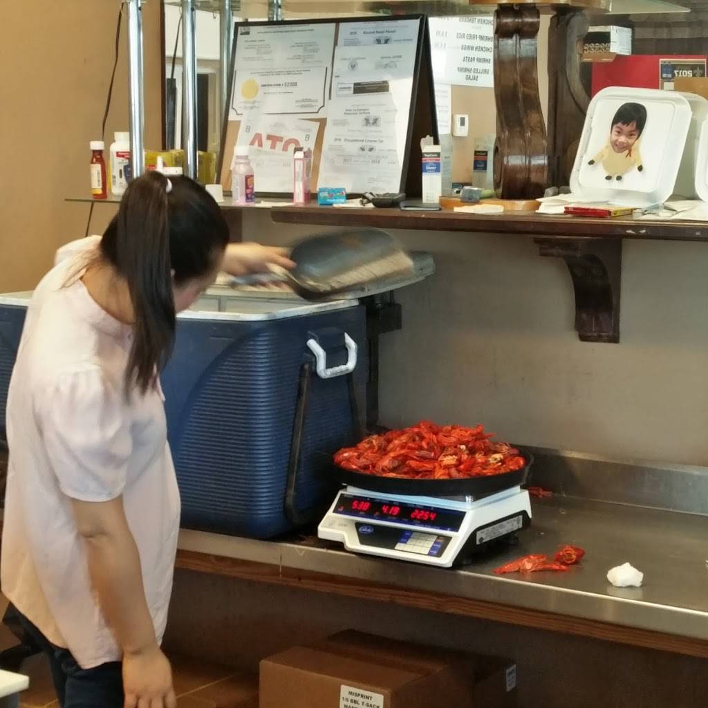 Westwego Seafood | restaurant | 7605 Westbank Expy, Marrero, LA 70072, USA | 5043408878 OR +1 504-340-8878