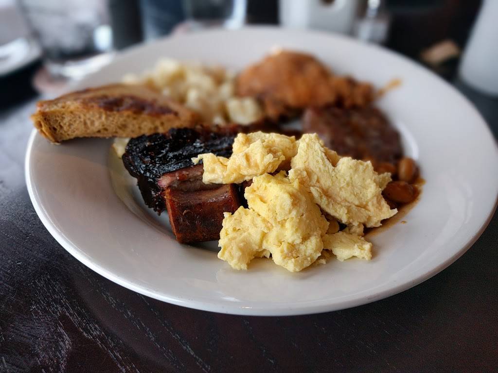 The Liberty Tavern | restaurant | 3195 Wilson Blvd, Arlington, VA 22201, USA | 7034659360 OR +1 703-465-9360