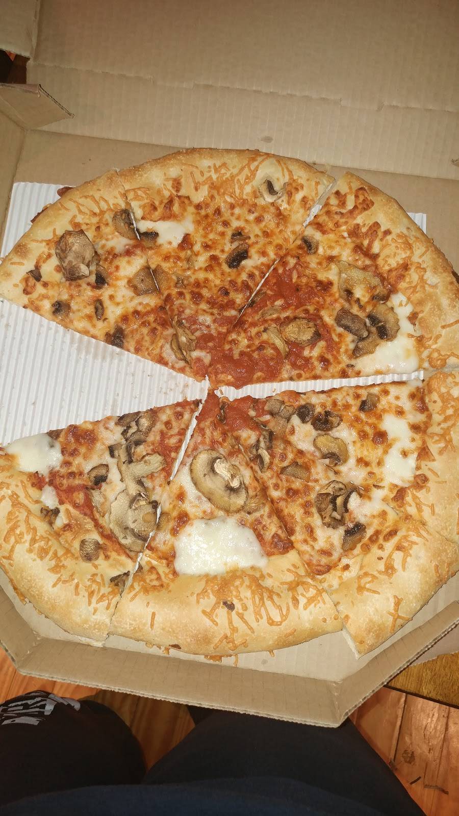 Pizza Hut | meal takeaway | 8457 N Lindbergh Blvd, Florissant, MO 63031, USA | 3148389999 OR +1 314-838-9999