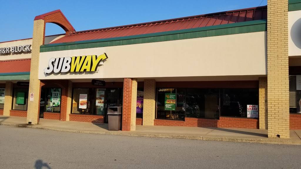 Subway Restaurants | restaurant | 1017 Waterdam Plaza Dr, McMurray, PA 15317, USA | 7249418424 OR +1 724-941-8424