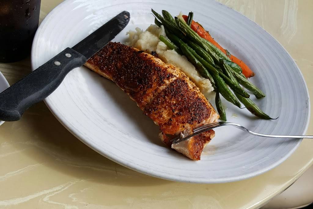 Muldoons Irish Pub | restaurant | 202 Newport Center Dr, Newport Beach, CA 92660, USA | 9496404110 OR +1 949-640-4110