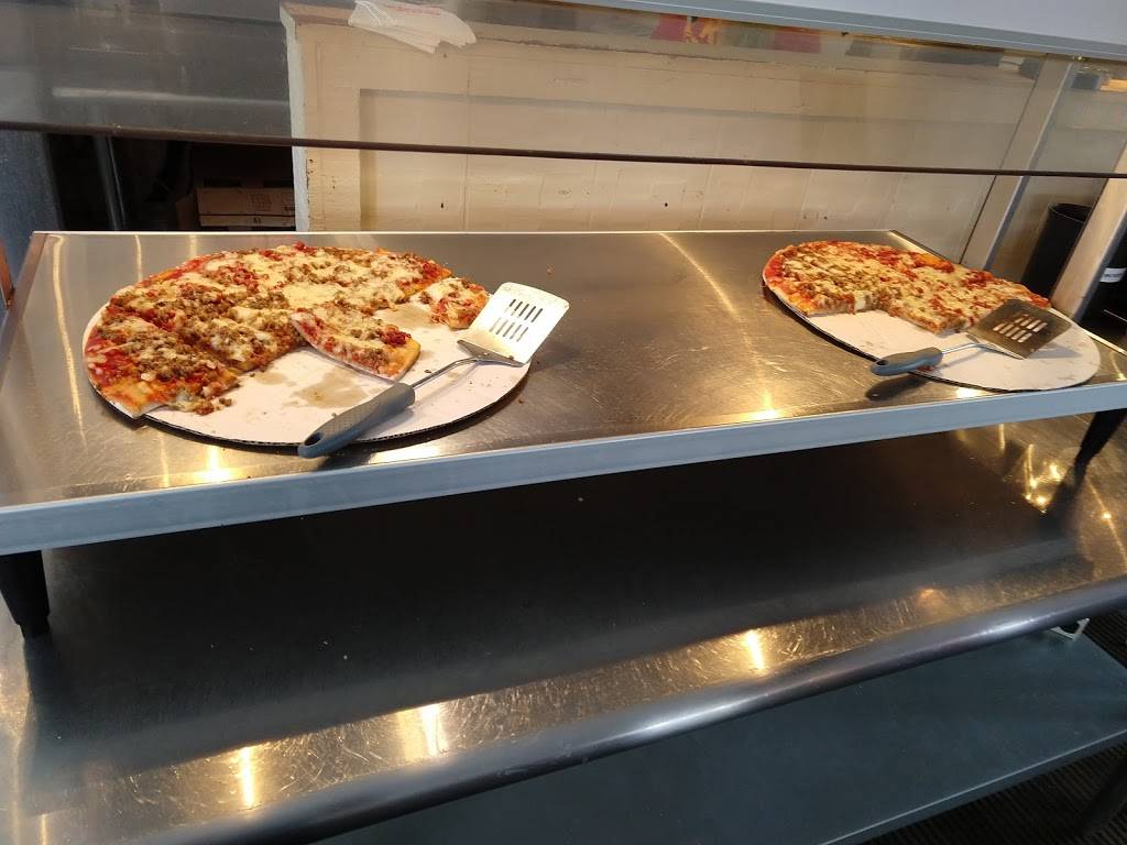 Pizza King | restaurant | 621 N Ship St, Portland, IN 47371, USA | 2607268224 OR +1 260-726-8224