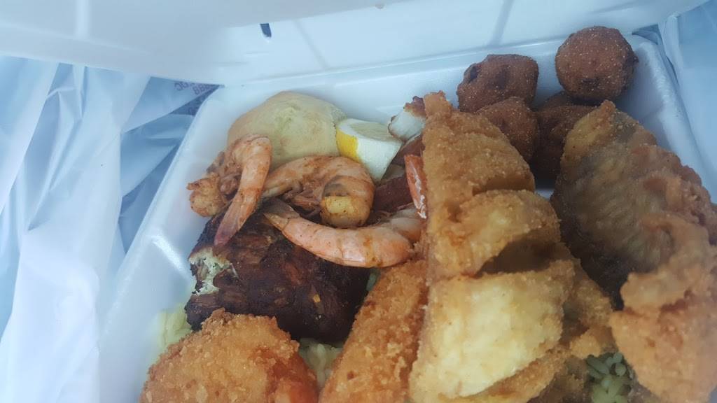 Camerons Seafood | restaurant | 6150 Woodland Ave, Philadelphia, PA 19142, USA | 2157269800 OR +1 215-726-9800