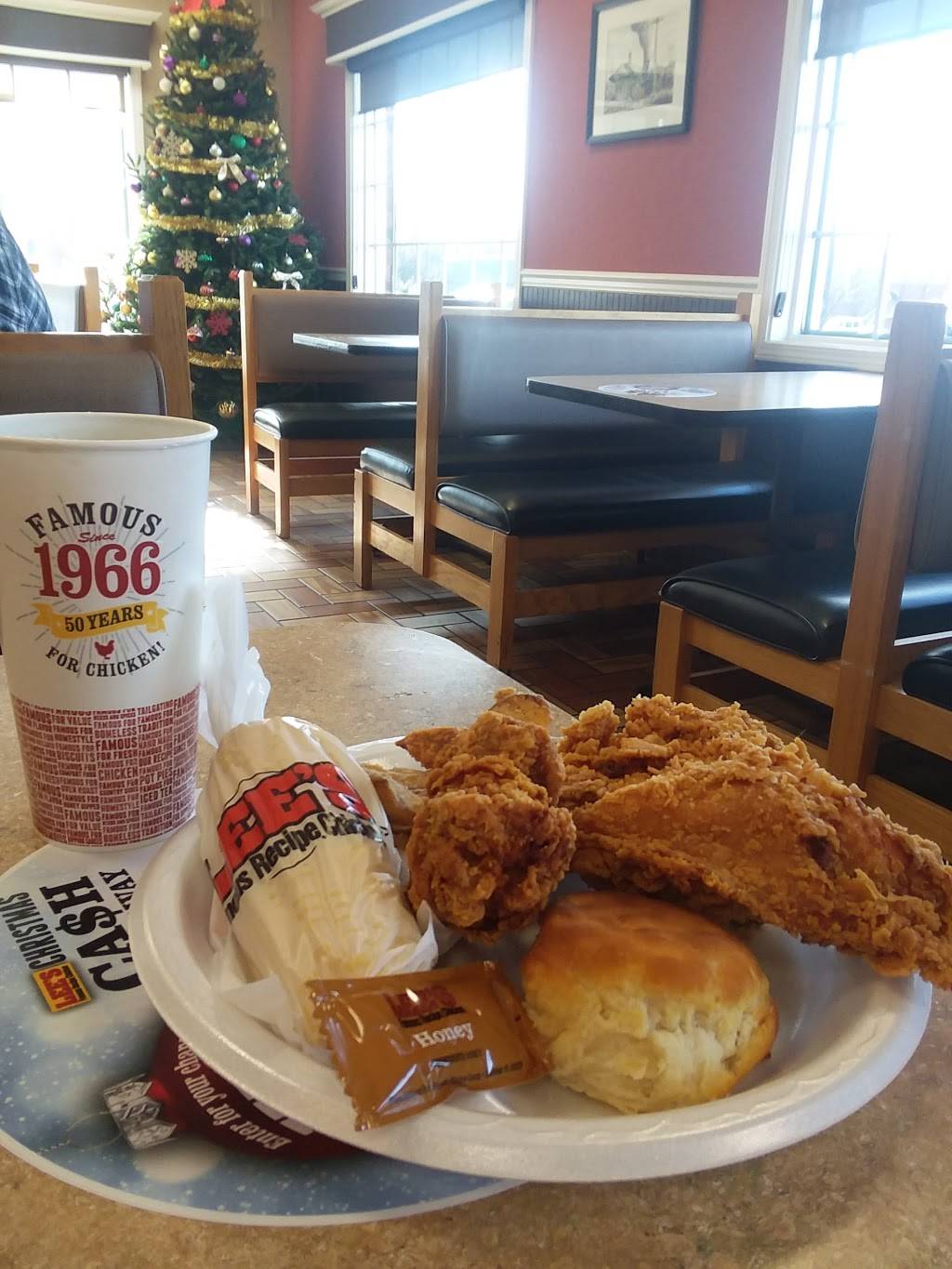 Lees Famous Recipe Chicken | restaurant | 728 Rolling Creek Dr, New Albany, IN 47150, USA | 8129442001 OR +1 812-944-2001