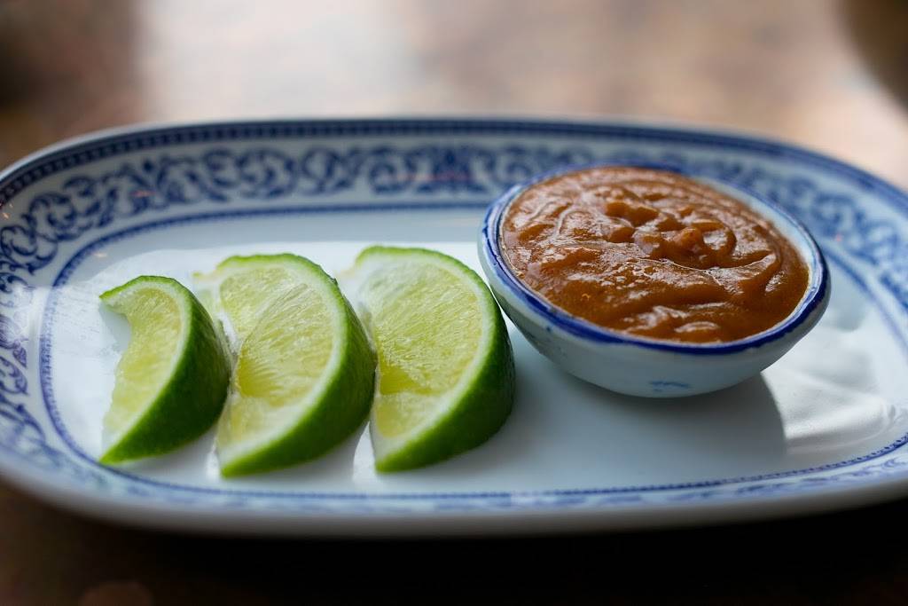 Bamboo Thai Cuisine | restaurant | 1841 42nd Ave E, Seattle, WA 98112, USA | 2063246467 OR +1 206-324-6467