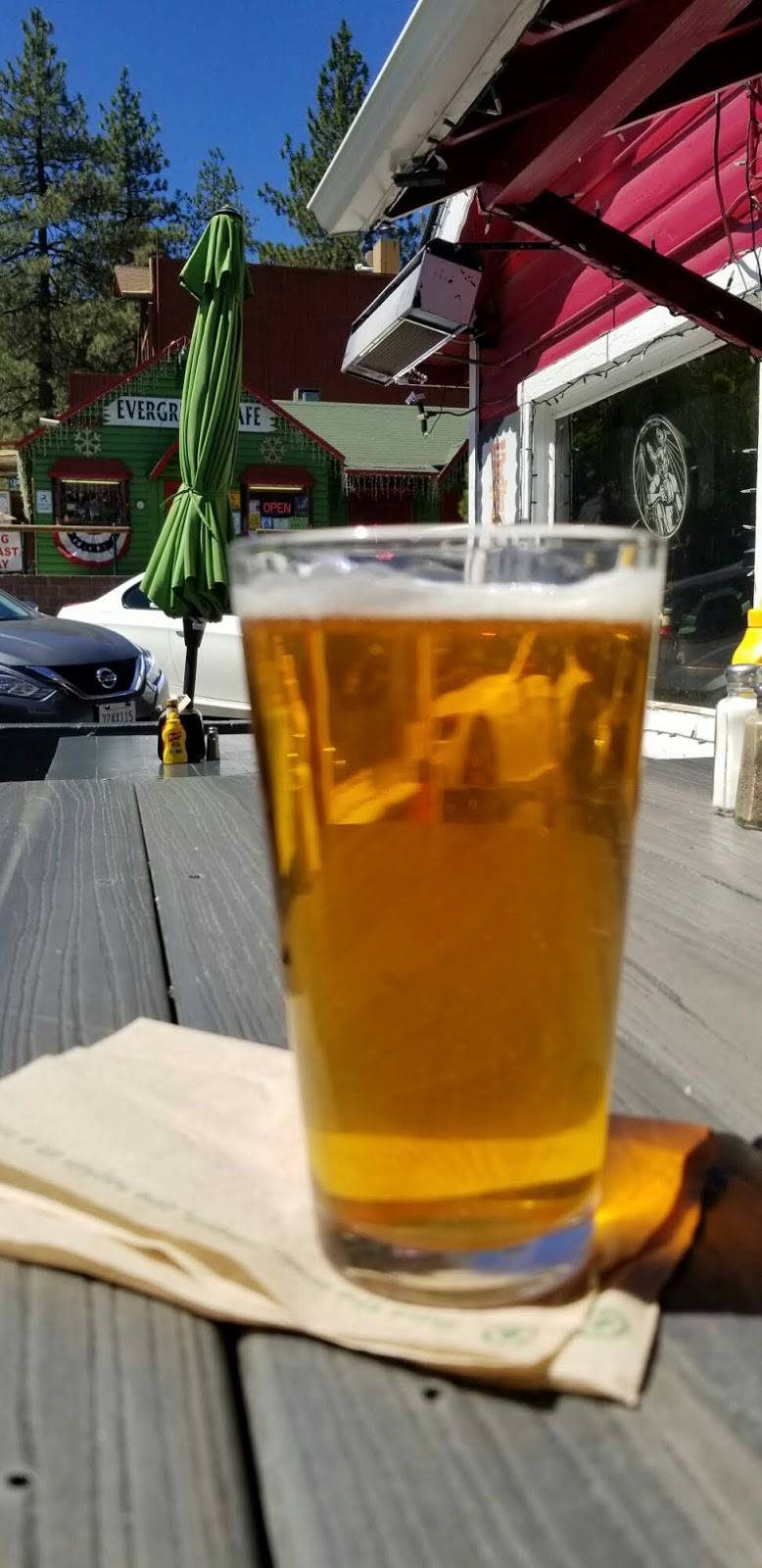 The Yodeler Craft Beer Bar & Grill | restaurant | 6046 Park Dr, Wrightwood, CA 92397, USA | 7602496482 OR +1 760-249-6482