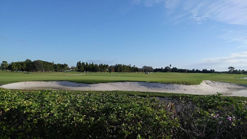 Feather Sound Country Club | restaurant | 2201 Feather Sound Dr, Clearwater, FL 33762, USA | 7275735666 OR +1 727-573-5666