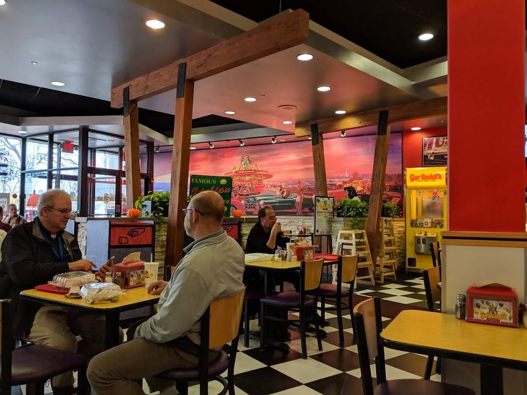 Garibaldis Italian Eatery | restaurant | 1960 N Arlington Heights Rd, Arlington Heights, IL 60004, USA | 8475774000 OR +1 847-577-4000