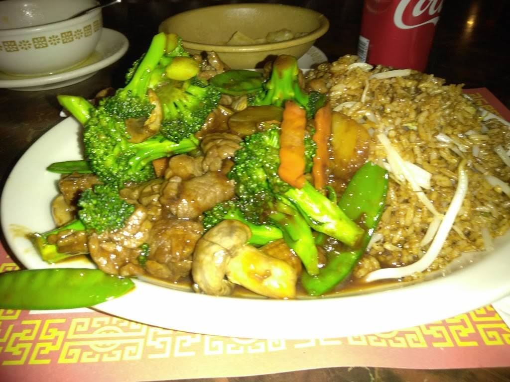 Red Ruby Restaurant | restaurant | 8625 Telegraph Rd, Dearborn Heights, MI 48127, USA | 3132775110 OR +1 313-277-5110