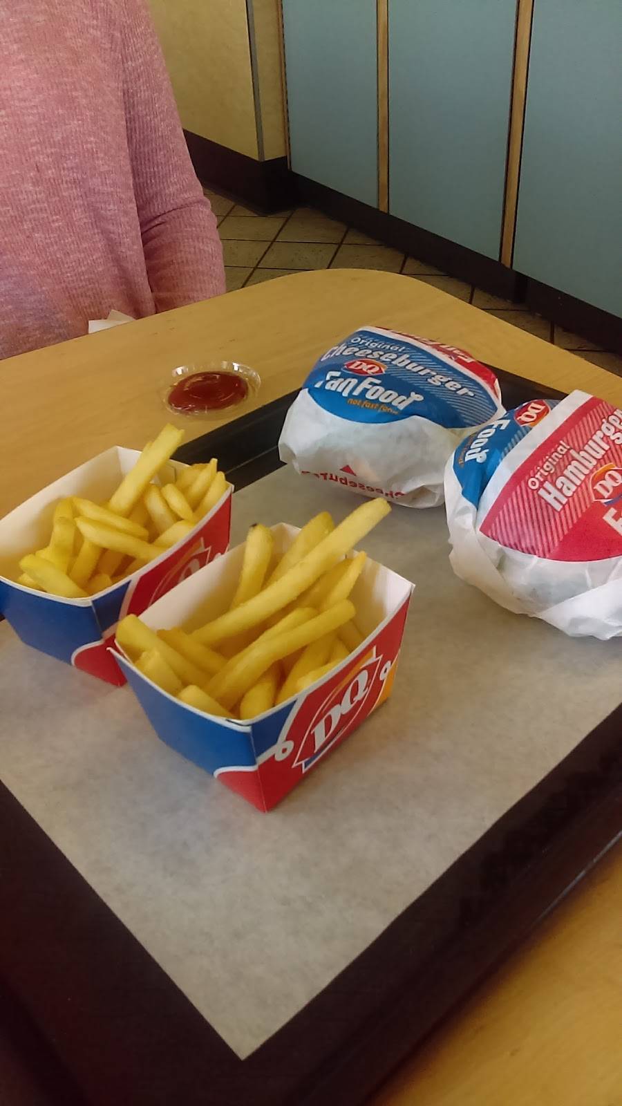 Dairy Queen | restaurant | 2205 S Rainbow Blvd, Las Vegas, NV 89146, USA | 7022424000 OR +1 702-242-4000