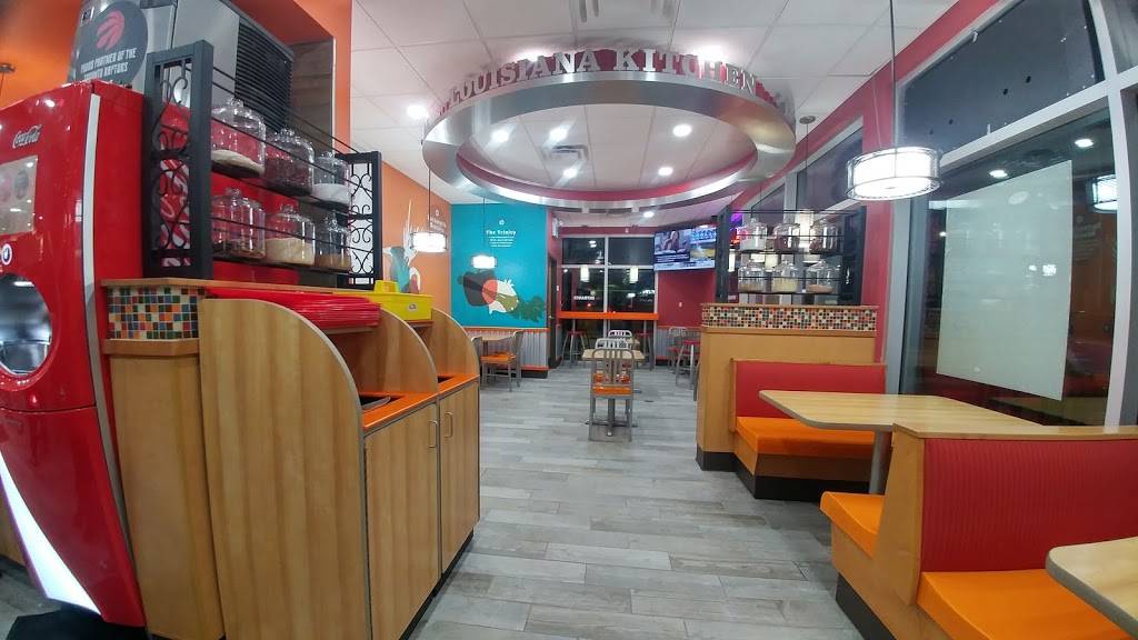 Popeyes Louisiana Kitchen | restaurant | 1711 Main St W, Hamilton, ON L8S 1G5, Canada | 9055282222 OR +1 905-528-2222