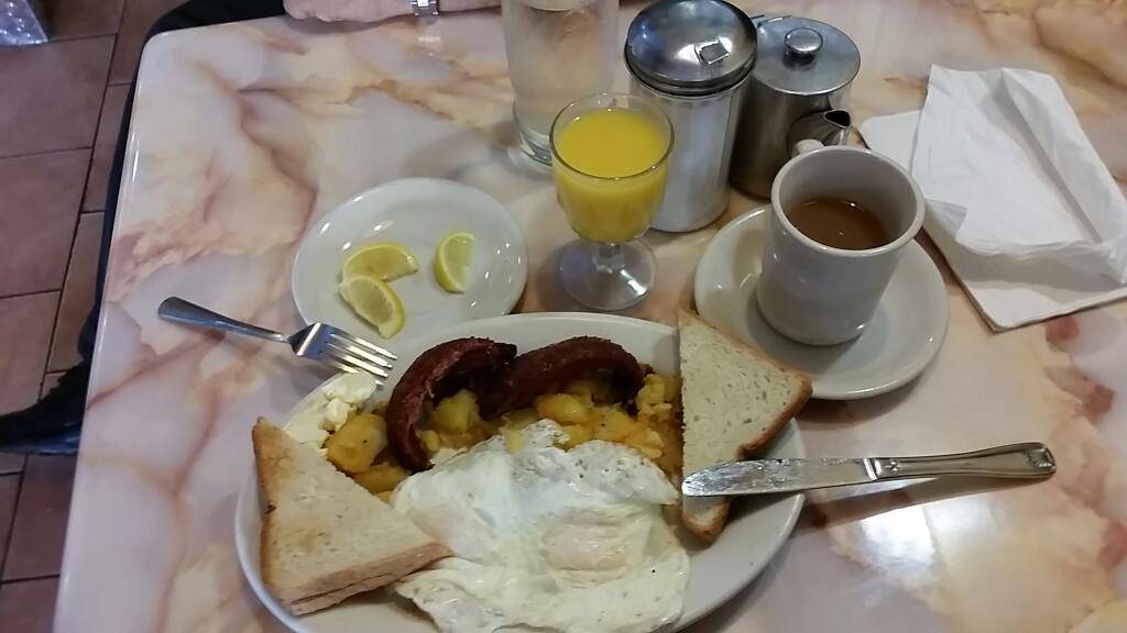 El Gran Castillo De Jagua | restaurant | 355 Flatbush Ave, Brooklyn, NY 11238, USA | 7186228700 OR +1 718-622-8700