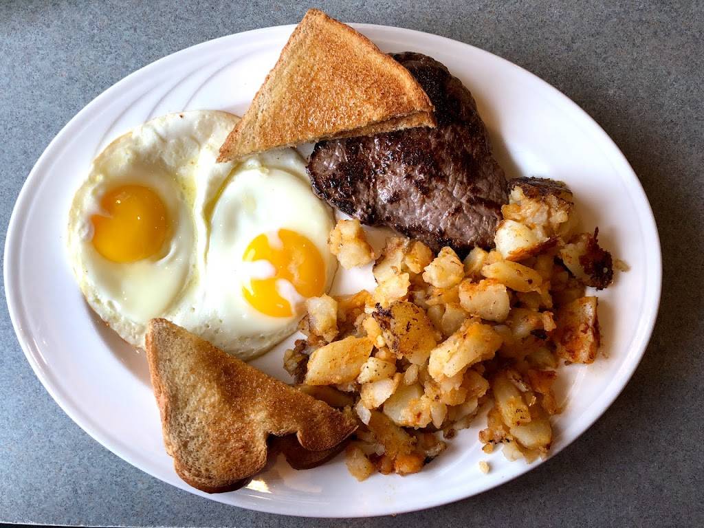 Curlys Family Restaurant | restaurant | Watkins Glen, NY 14891, USA | 6075354383 OR +1 607-535-4383