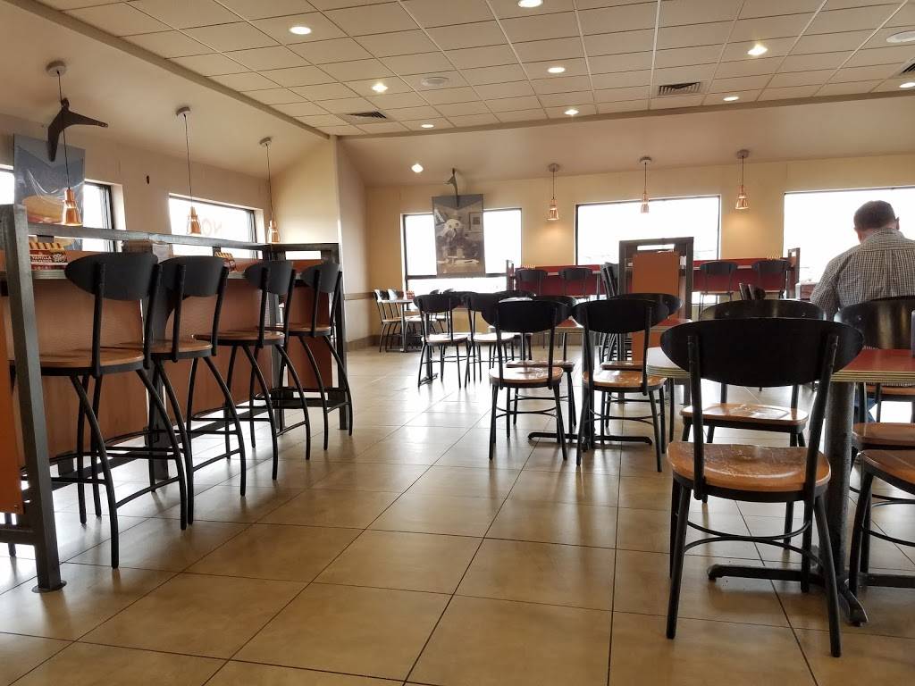 Jack in the Box | restaurant | 9805 Watson Rd, St. Louis, MO 63126, USA | 3149650363 OR +1 314-965-0363