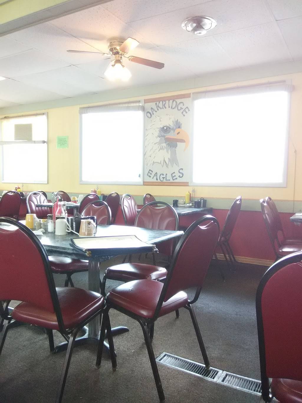 Grannys Griddle | restaurant | 5624 E Apple Ave, Muskegon, MI 49442, USA | 2315636742 OR +1 231-563-6742