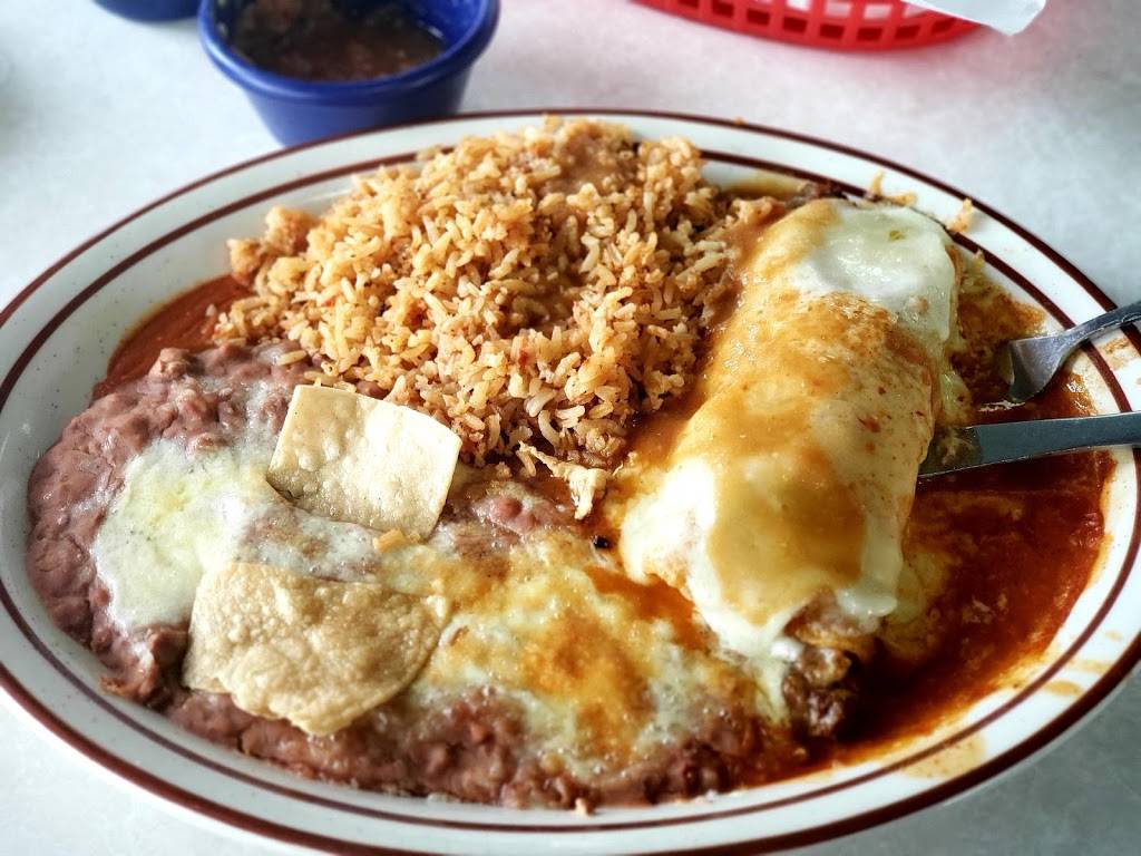 Esthers Taco House | restaurant | 2001 E Orangethorpe Ave, Placentia, CA 92870, USA | 7149962397 OR +1 714-996-2397