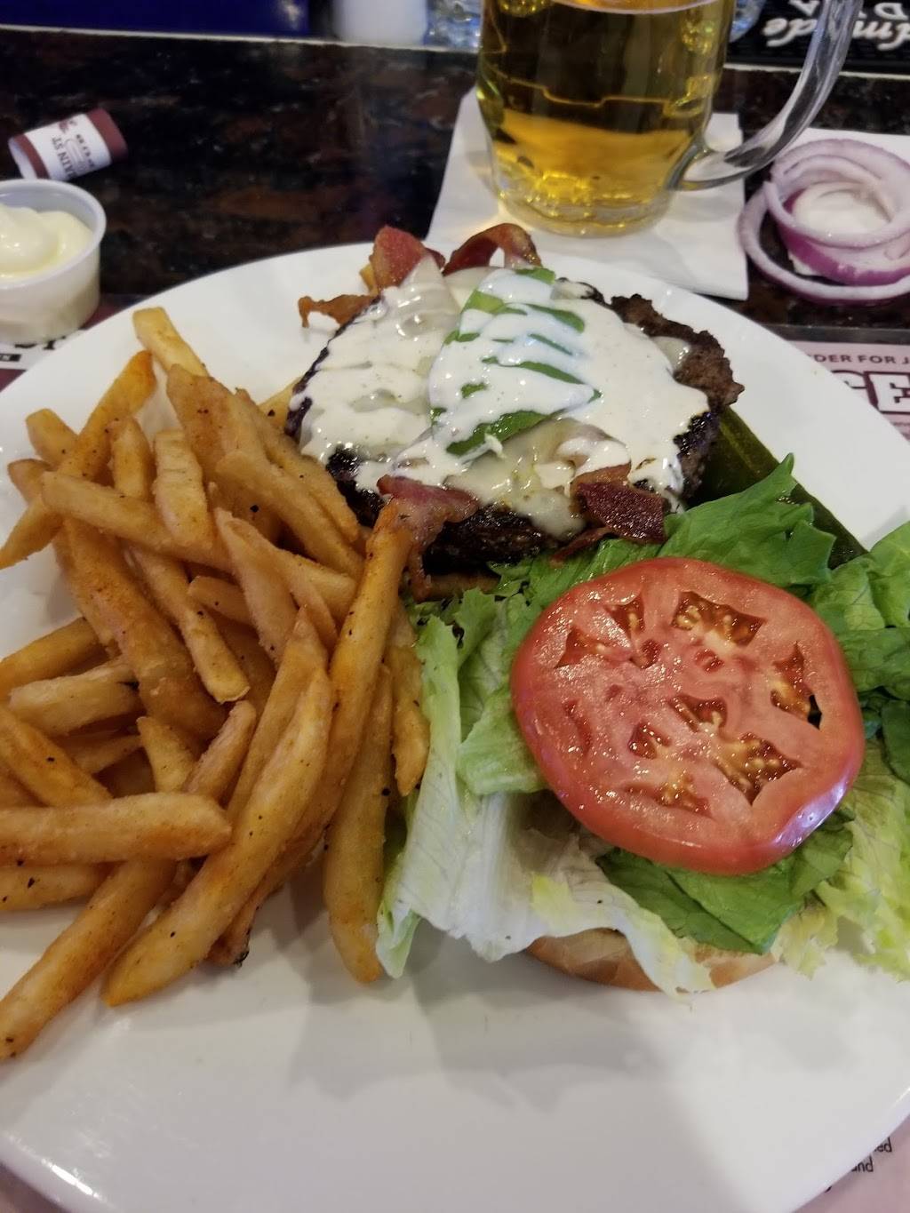 Main St. Pub | restaurant | 4514 W Main St, Kalamazoo, MI 49006, USA | 2693429710 OR +1 269-342-9710