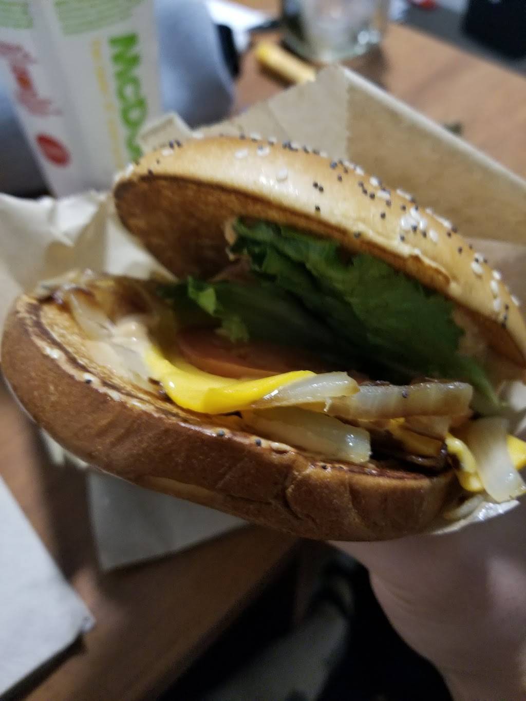 McDonalds | cafe | 2410 Homer Watson Blvd, Kitchener, ON N2G 3W5, Canada | 5198933868 OR +1 519-893-3868