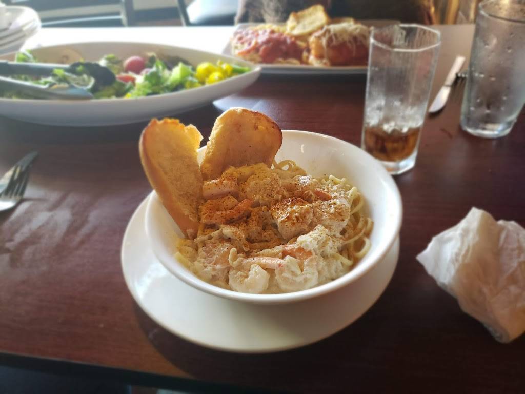 Racitis Family Restaurant | restaurant | 73475 Twentynine Palms Highway, Twentynine Palms, CA 92277, USA | 7609109331 OR +1 760-910-9331