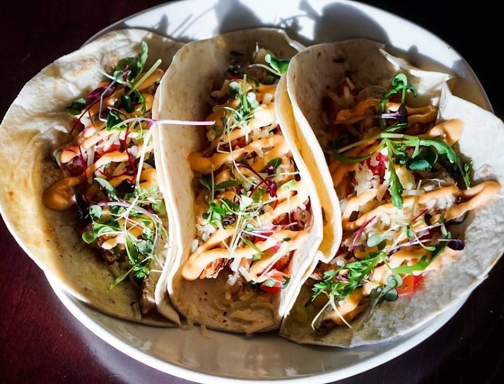 BOLD Food and Drink | restaurant | 1121 W 10th St, Cleveland, OH 44113, USA | 2166968400 OR +1 216-696-8400