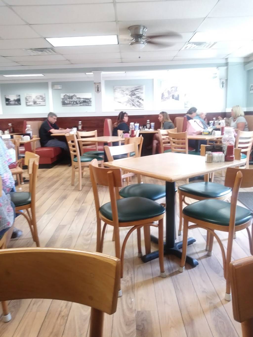 Linthicum Luncheteria | restaurant | 412 S Camp Meade Rd, Linthicum Heights, MD 21090, USA | 4106916000 OR +1 410-691-6000