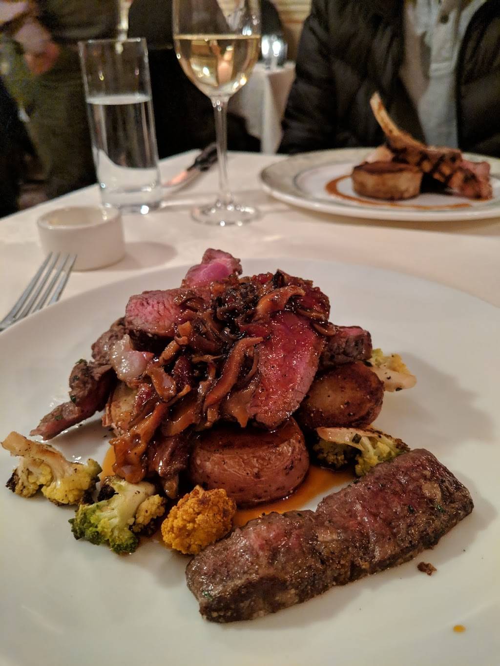 The Ivy Inn Restaurant | restaurant | 2244 Old Ivy Rd, Charlottesville, VA 22903, USA | 4349771222 OR +1 434-977-1222