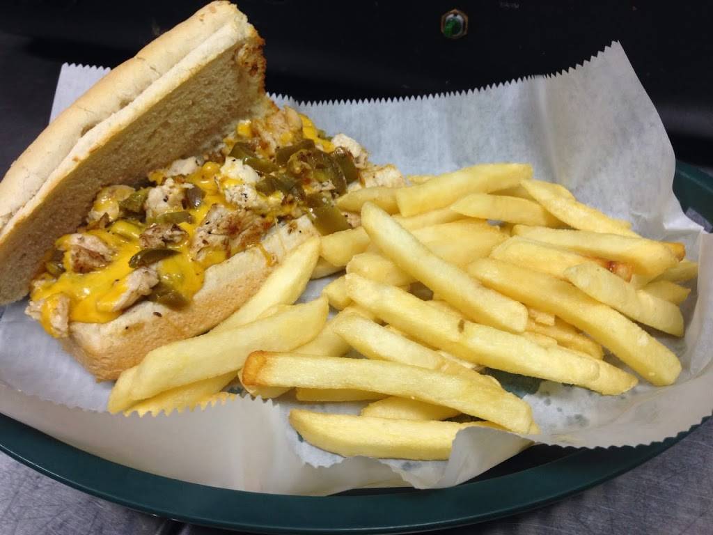 Hillbilly Snack Shack | restaurant | 6410 National Rd, Triadelphia, WV 26059, USA | 3049090216 OR +1 304-909-0216