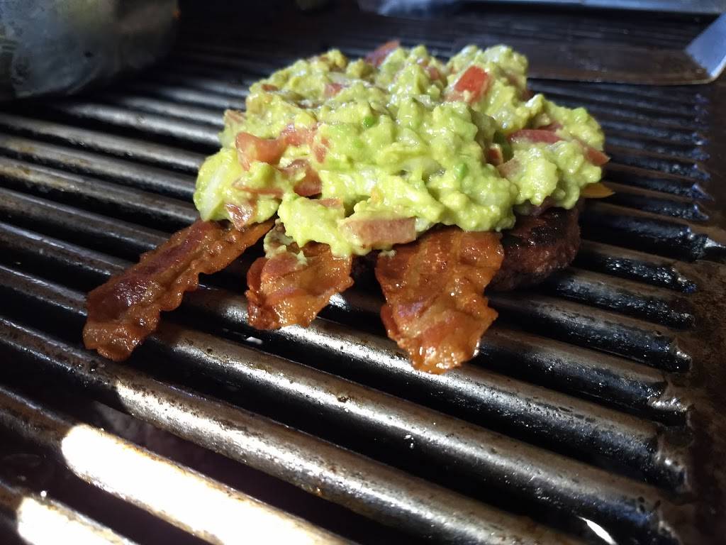 RubillyHills Charbroiled Hamburgers and More | restaurant | 6972, Av. Rosarito Fraccionamiento, El Rubi, 22180 Tijuana, B.C., Mexico | 016645961605 OR +52 664 596 1605