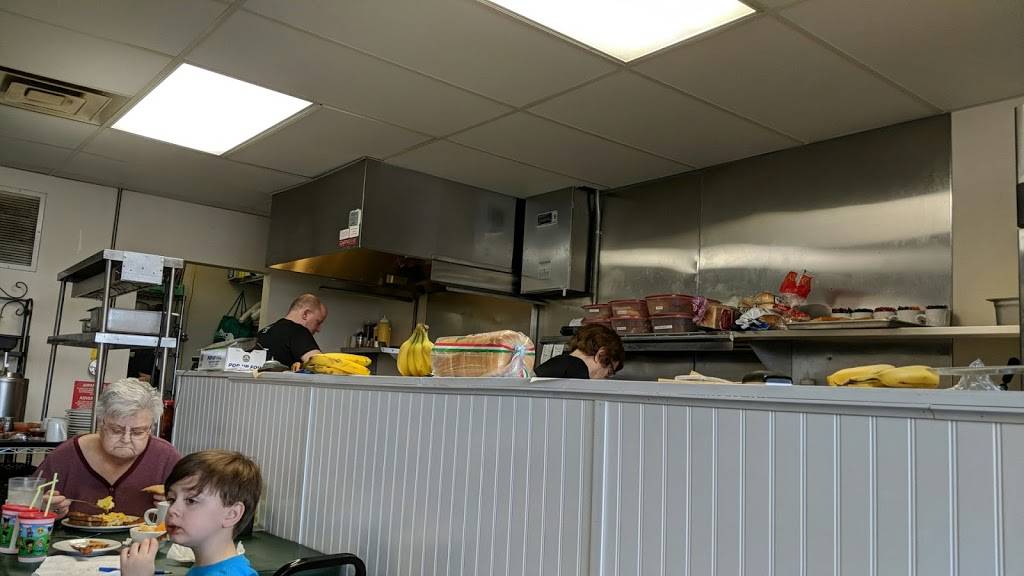 Garretts Mill Diner | restaurant | 4226 Hudson Dr, Stow, OH 44224, USA | 3309261344 OR +1 330-926-1344