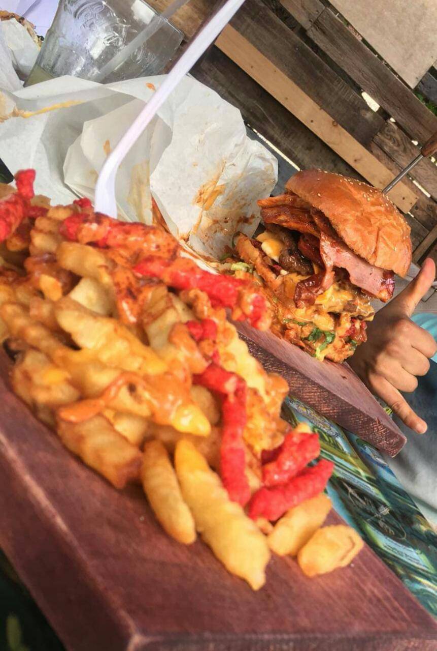 Dexter Burguer | restaurant | Plutarco Elías Calles 206, Amp Mazatlan, 22710 Rosarito, B.C., Mexico | 016642687798 OR +52 664 268 7798