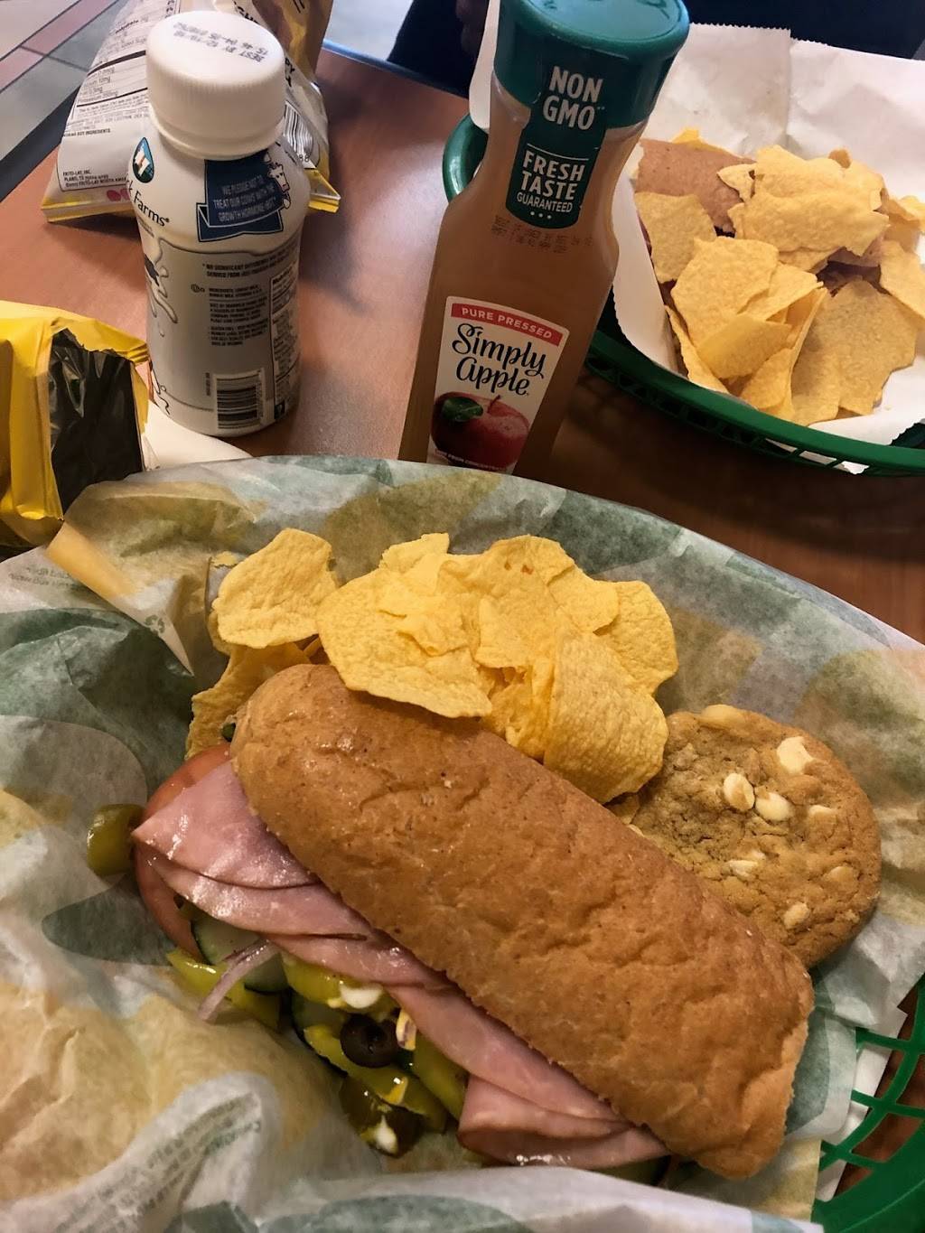 Subway Restaurants | restaurant | 333 Jefferson St #125, San Francisco, CA 94133, USA | 4153469100 OR +1 415-346-9100