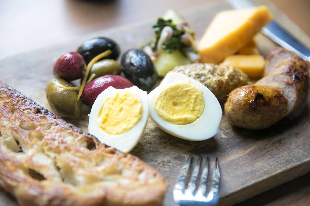 The Rookery | restaurant | 2109 W Chicago Ave, Chicago, IL 60622, USA | 7737720406 OR +1 773-772-0406