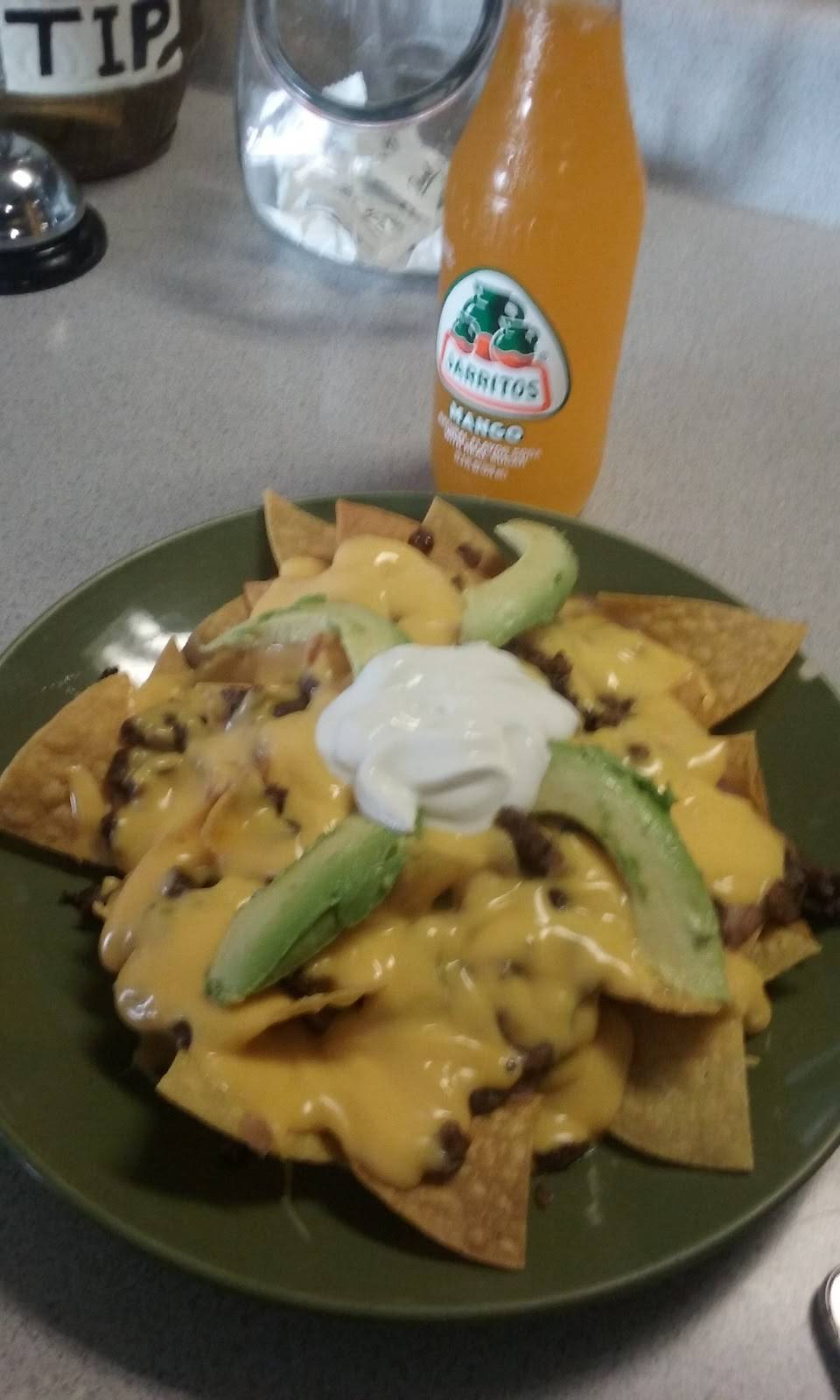 Mil Amores | restaurant | 1009 N Pacific Ave, Kelso, WA 98626, USA | 3604252011 OR +1 360-425-2011