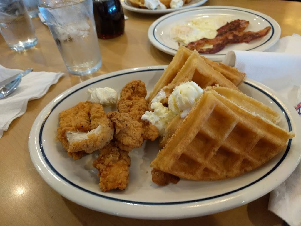IHOP | restaurant | 2450 Wardlow Rd, Corona, CA 92880, USA | 9517365416 OR +1 951-736-5416