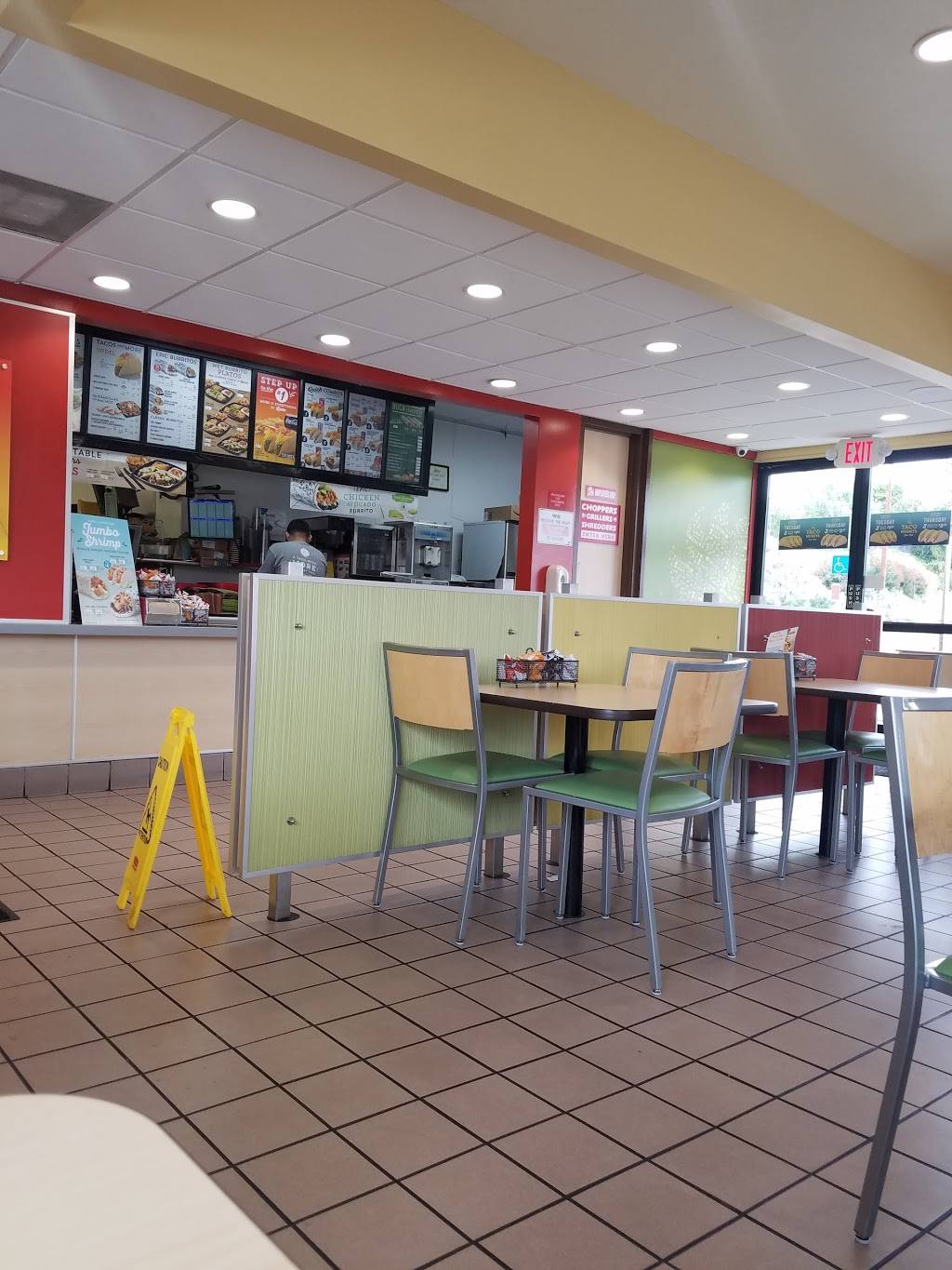 Del Taco | meal takeaway | 6275 Foothill Blvd, Tujunga, CA 91042, USA | 8188623029 OR +1 818-862-3029