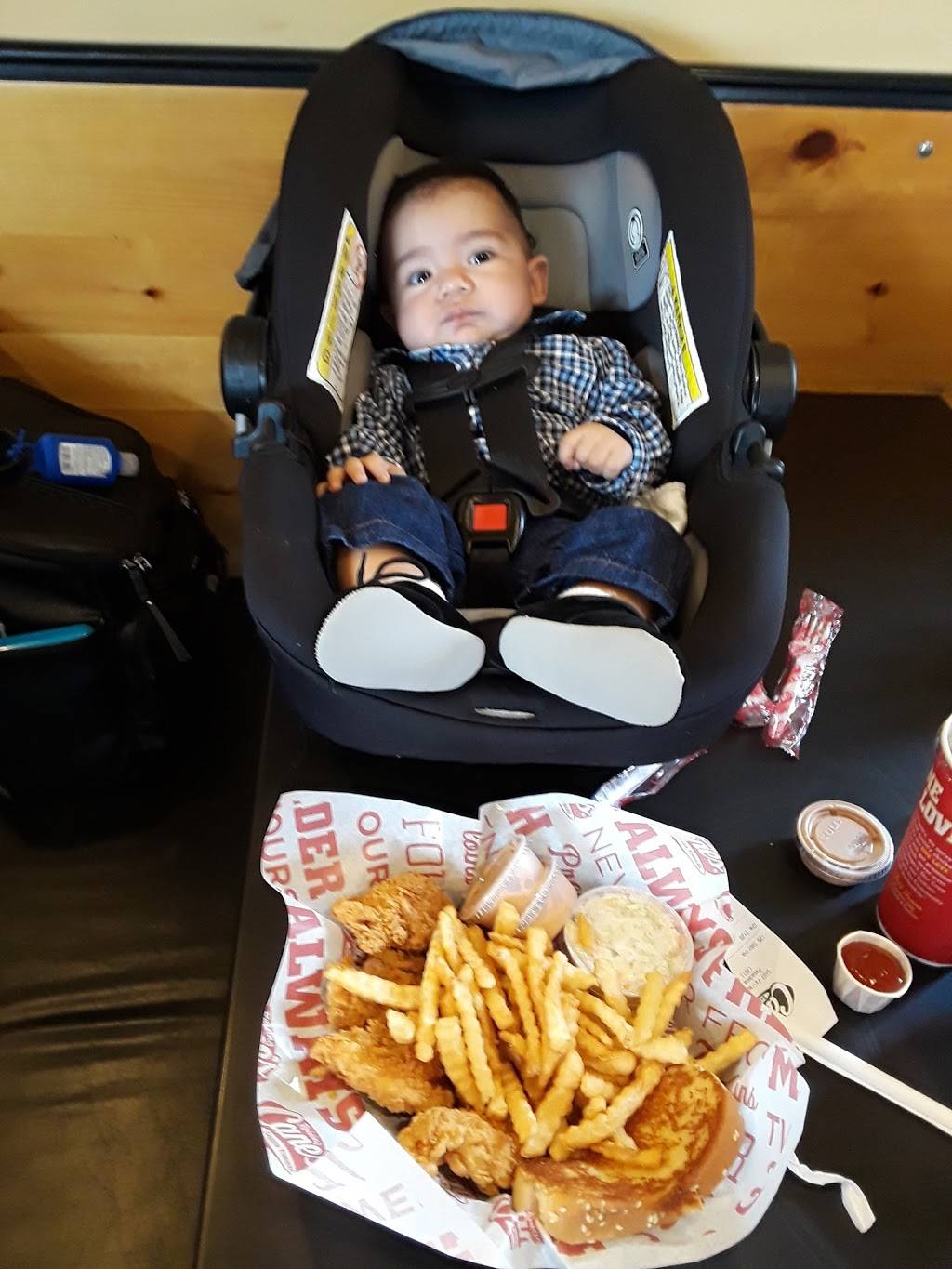 Raising Canes Chicken Fingers | meal takeaway | 5107 Fairmont Pkwy, Pasadena, TX 77505, USA | 2814873882 OR +1 281-487-3882