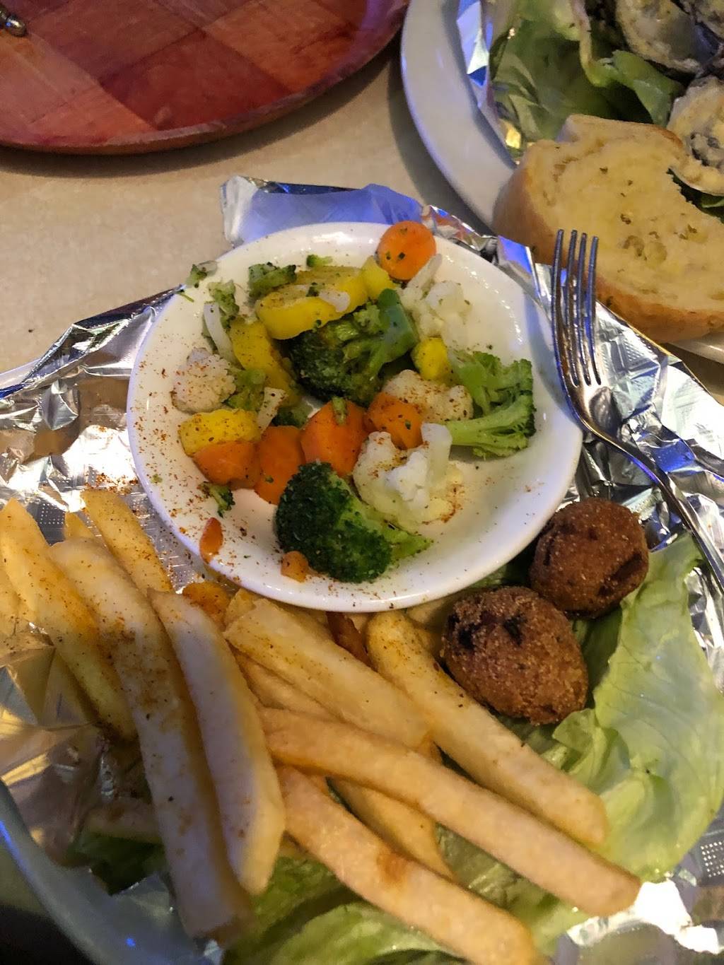 Magnolias Oyster Bar | restaurant | 201 W Magnolia St, Leesburg, FL 34748, USA | 3523230093 OR +1 352-323-0093