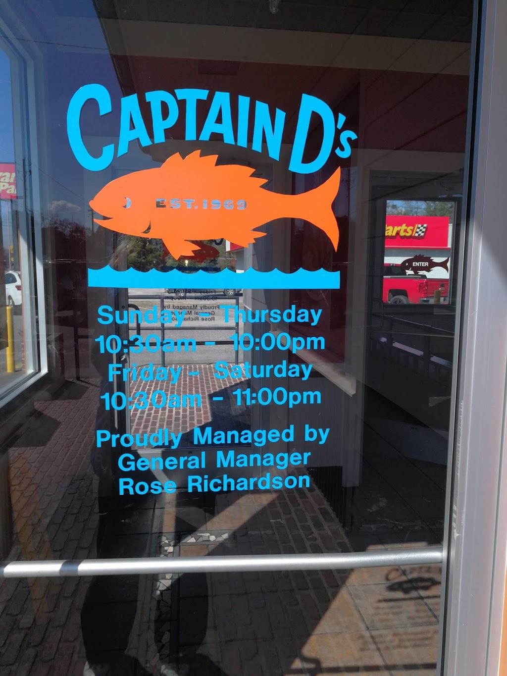 Captain Ds | restaurant | 7690 Moffett Rd, Mobile, AL 36618, USA | 2512986296 OR +1 251-298-6296
