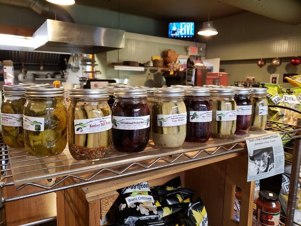 Pizza Joint | meal takeaway | 383 Moscow Rd, Stowe, VT 05672, USA | 8022534172 OR +1 802-253-4172