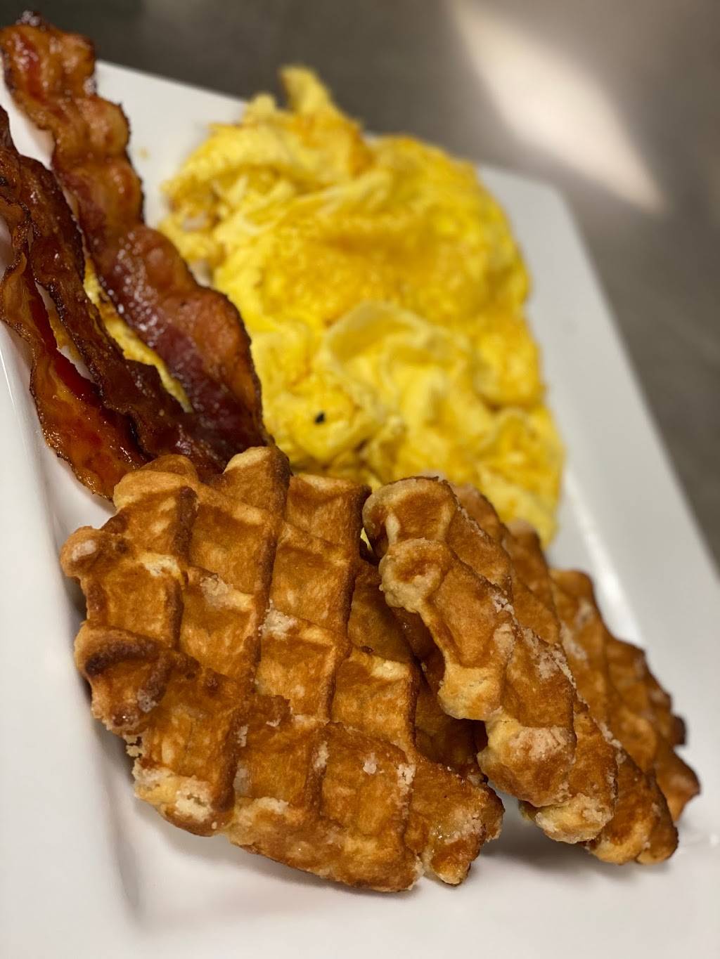 Chill Bar & Grill Lewisville | restaurant | 2513 S Stemmons Fwy, Lewisville, TX 75067, USA | 9723152445 OR +1 972-315-2445