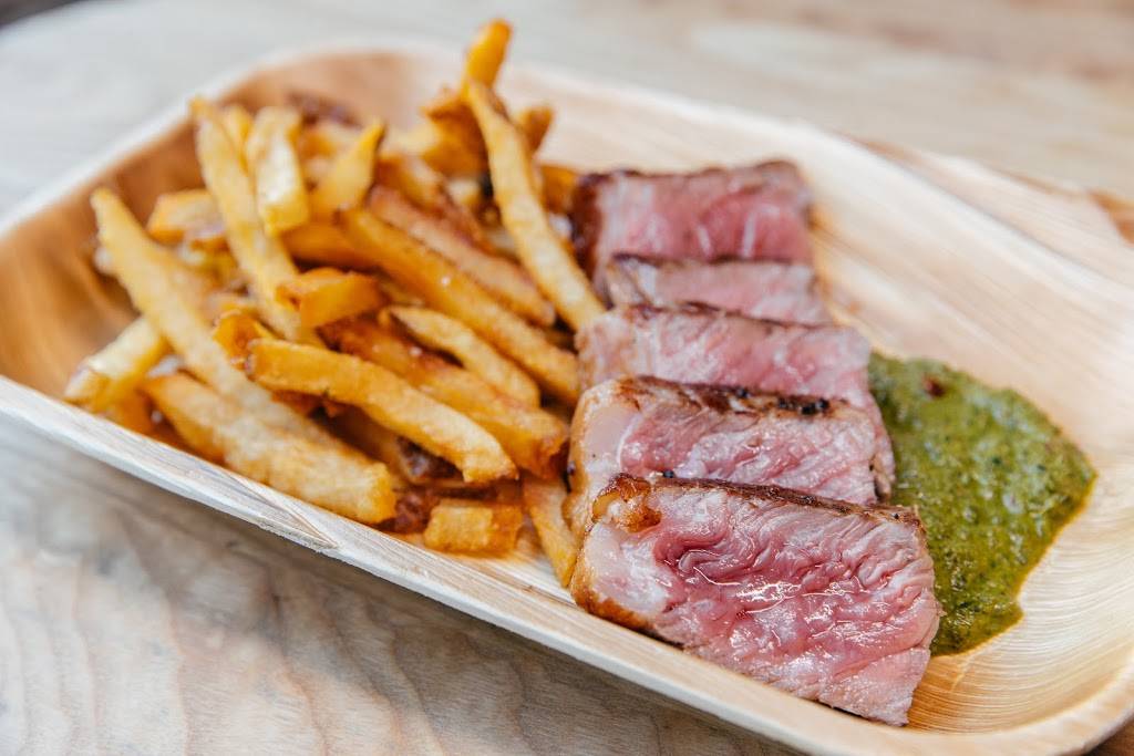 Cru Cellars @Armature Works | restaurant | 1910 N Ola Ave, Tampa, FL 33602, USA | 8135590059 OR +1 813-559-0059