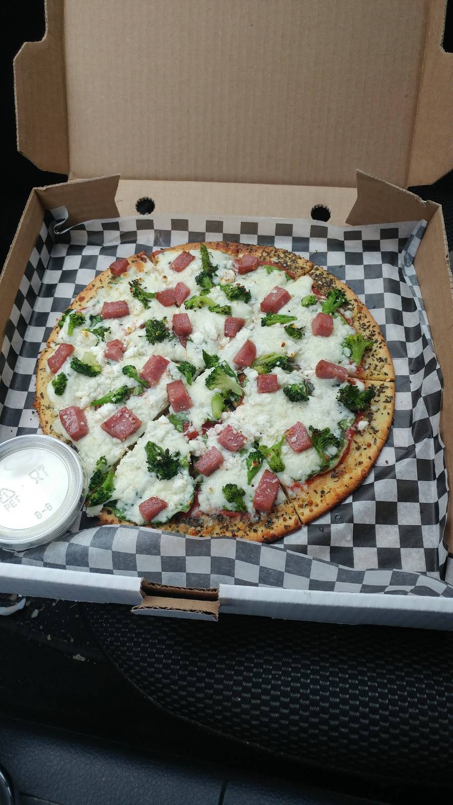 Pizza Stop | restaurant | Edelweiss Plaza, 600 Doon Village Rd, Kitchener, ON N2P 1G6, Canada | 2266472020 OR +1 226-647-2020