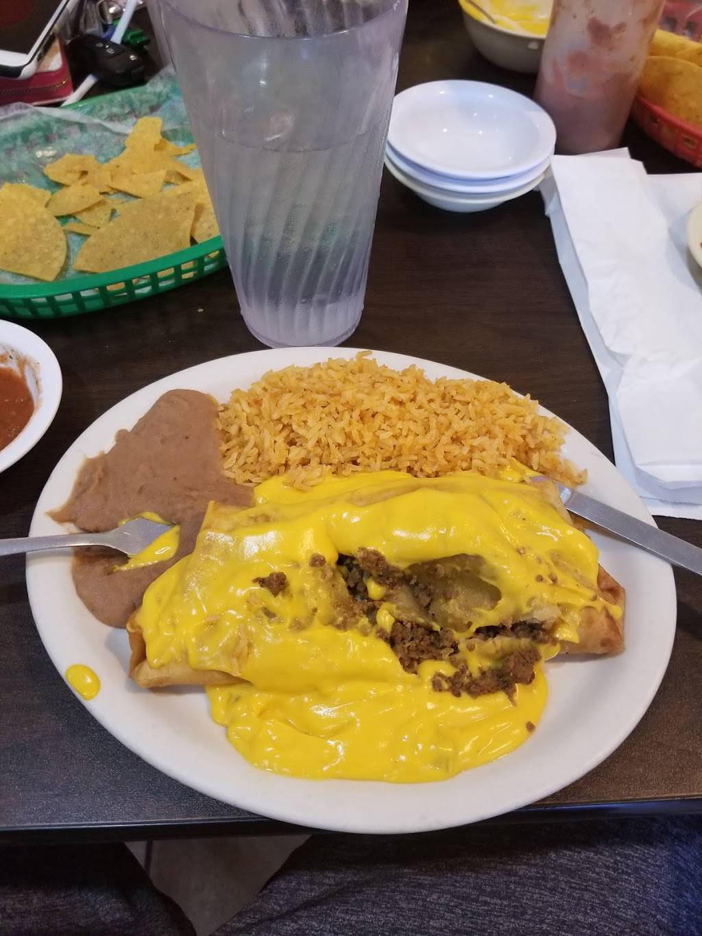 Taqueria La Finca | restaurant | 2640 W Main St, Port Lavaca, TX 77979, USA | 3615526515 OR +1 361-552-6515