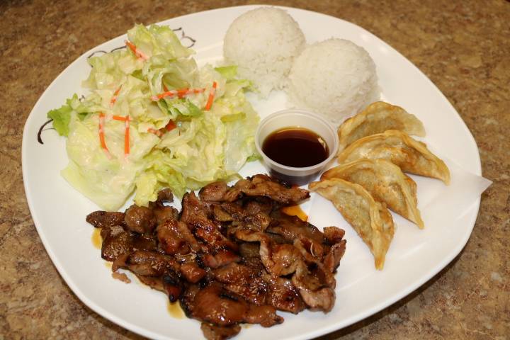 Misora Teriyaki Sushi and Wok | restaurant | 16809 Hwy 99, Lynnwood, WA 98037, USA | 4256781819 OR +1 425-678-1819