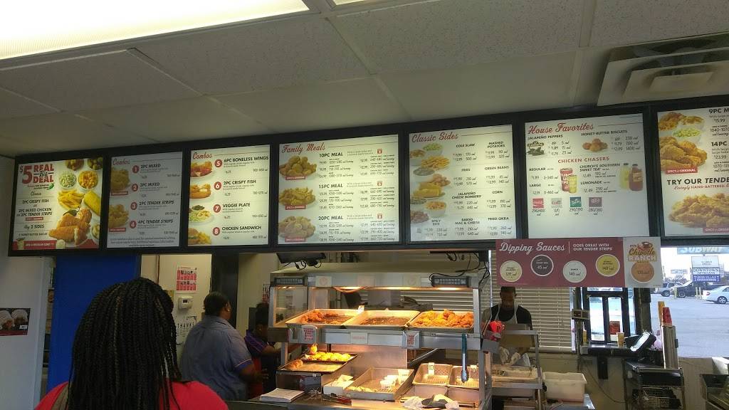 Churchs Chicken | restaurant | 1801 Watson Blvd, Warner Robins, GA 31093, USA | 4789290139 OR +1 478-929-0139