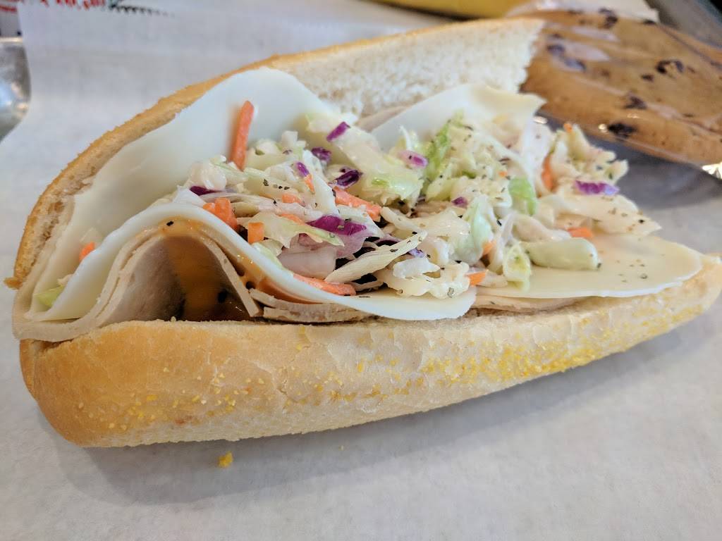 Capriottis Sandwich Shop | restaurant | 6025 N 16th St, Phoenix, AZ 85016, USA | 6022797827 OR +1 602-279-7827