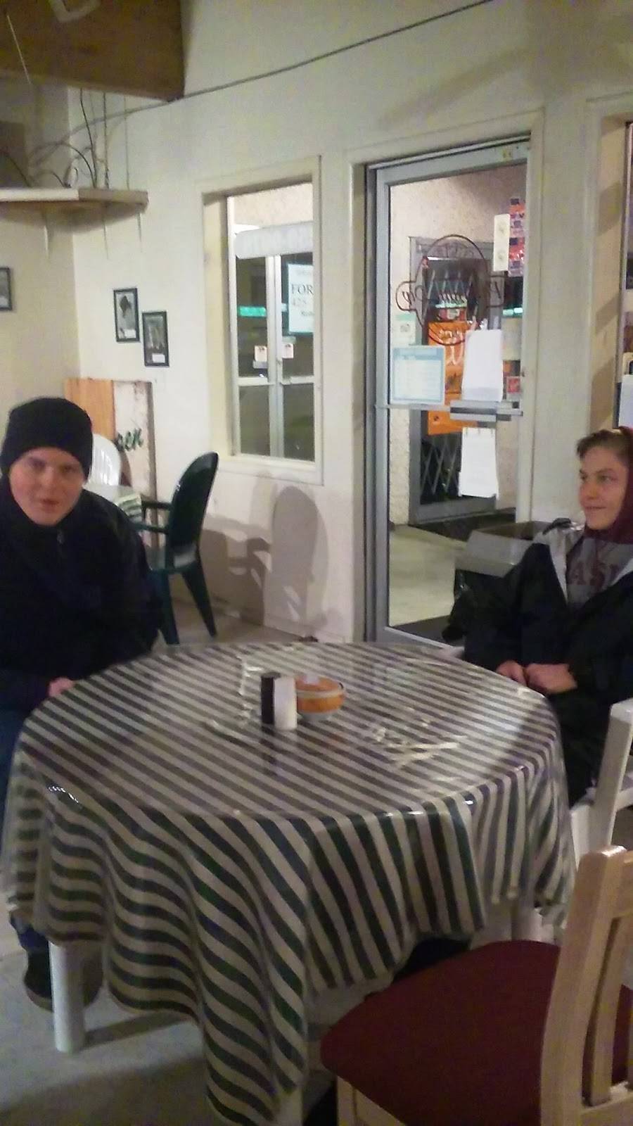 Barneys Pastrami | restaurant | 5130 Evergreen Way, Everett, WA 98203, USA | 4255833637 OR +1 425-583-3637