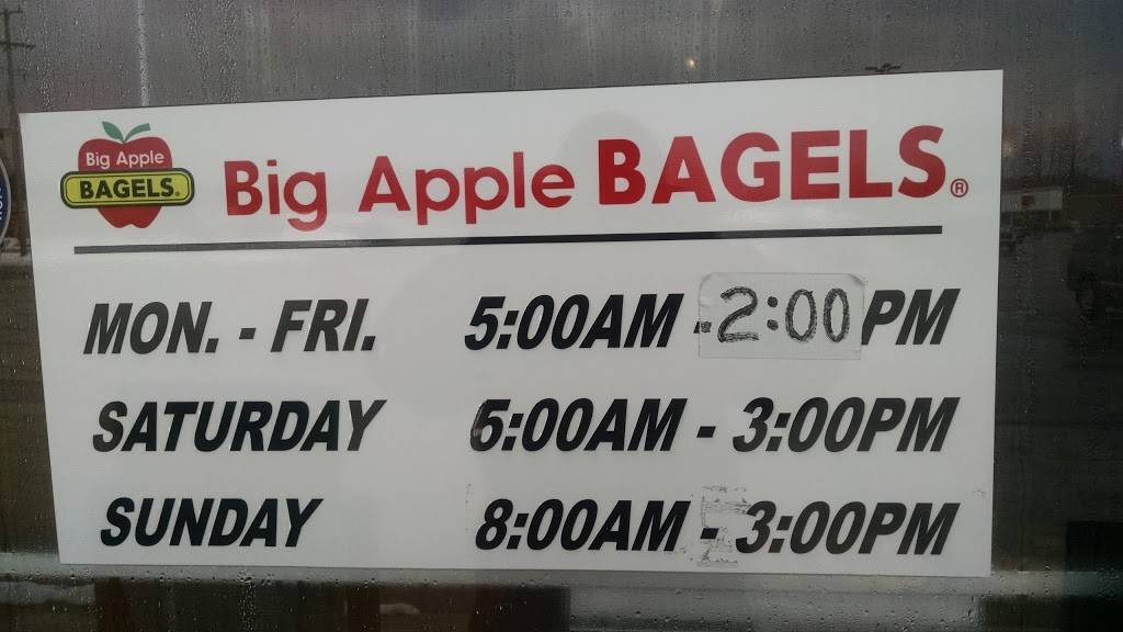 Big Apple Bagels | bakery | 1123 US-31, Petoskey, MI 49770, USA | 2313481110 OR +1 231-348-1110
