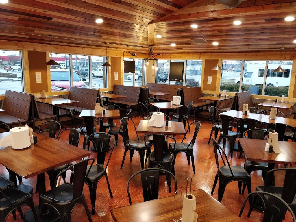 Indiana Smokehouse | restaurant | 2825 Middle Rd, Columbus, IN 47203, USA | 8127990067 OR +1 812-799-0067